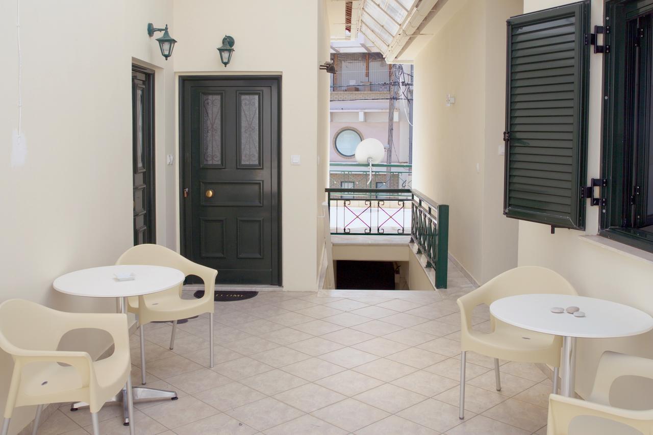 Geo Holiday Studios Kyparissia Exterior foto